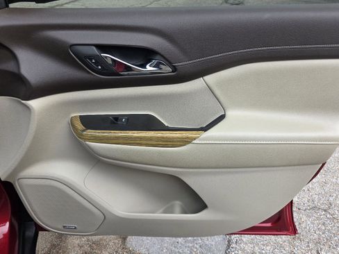 Used 2019 GMC Acadia Denali w/ Technology Package image 30