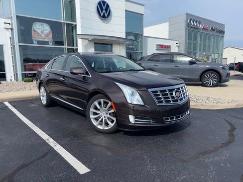 Used 2015 Cadillac XTS Luxury w/ Driver Awareness Package AWD/4WD image 1