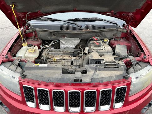 Used 2014 Jeep Compass Sport w/ Power Value Group FWD image 29