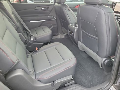 New 2026 Chevrolet Traverse Z71 image 15