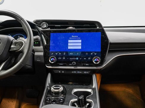 Used 2024 Lexus RZ 300e Premium FWD image 13