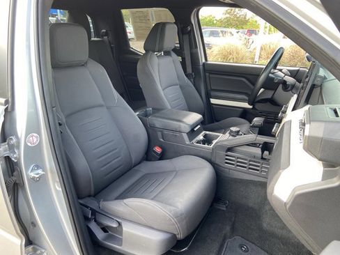 Used 2024 Toyota Tacoma TRD Off-Road image 20