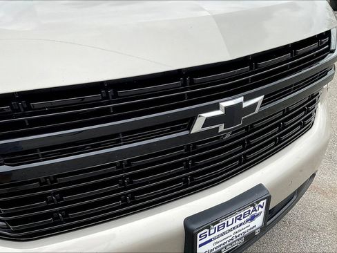 Used 2024 Chevrolet Suburban RST w/ Luxury Package AWD/4WD image 26
