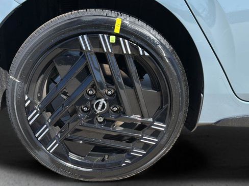 New 2026 Nissan Sentra SR FWD image 13