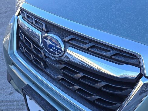 Used 2017 Subaru Forester 2.5i Premium w/ All-Weather Package image 6