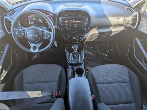 Used 2024 Kia Soul LX w/ Option Group 015 image 18