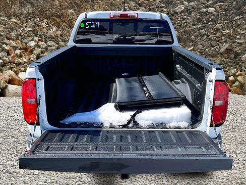 Used 2017 Chevrolet Colorado Z71 image 16