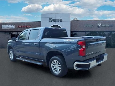 Used 2022 Chevrolet Silverado 1500 LT AWD/4WD image 5
