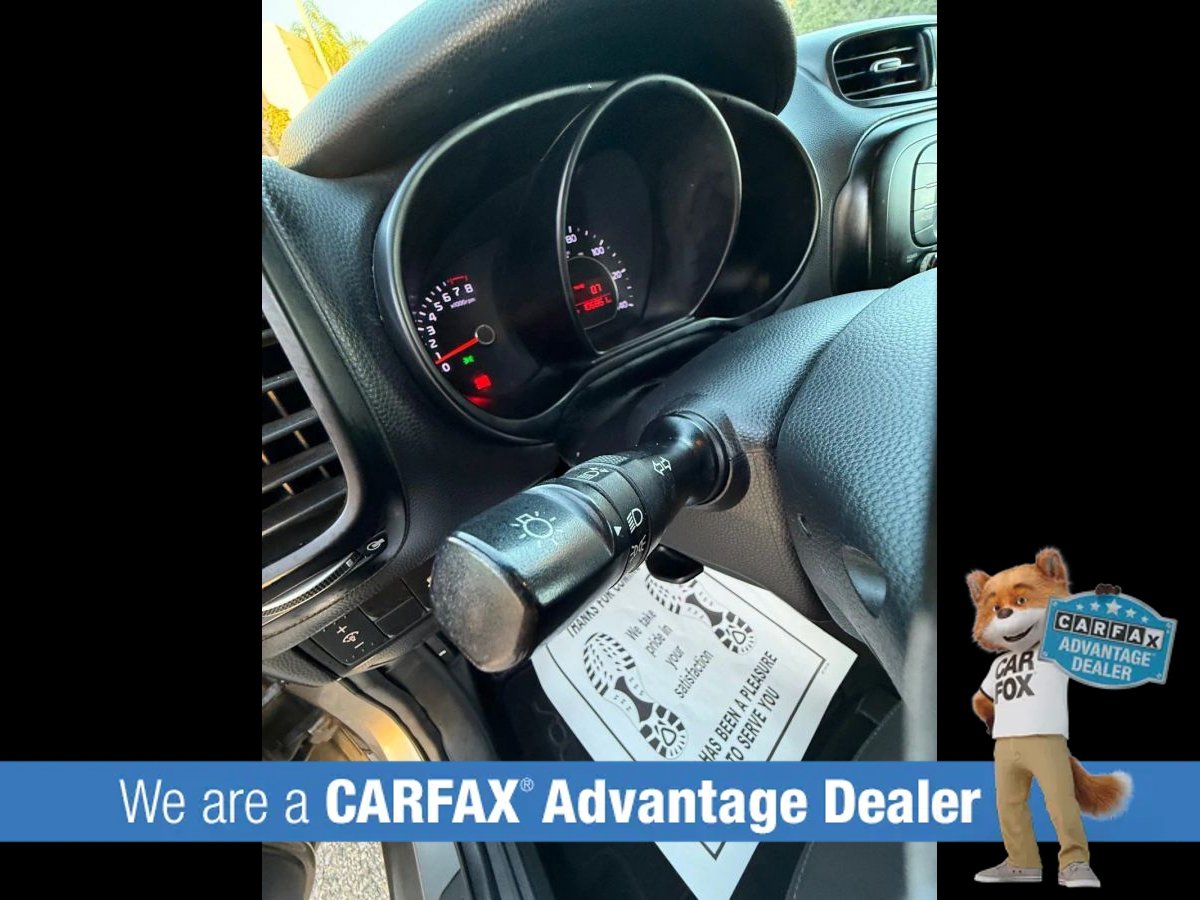 Used 2018 Kia Soul FWD image 43