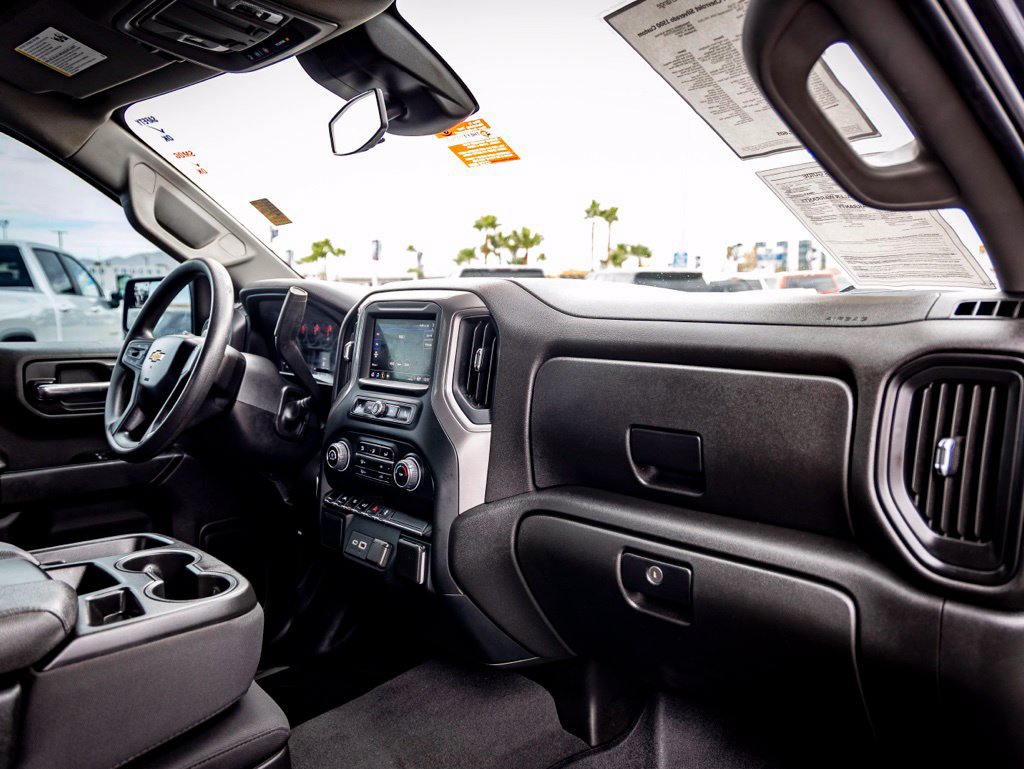 Used 2024 Chevrolet Silverado 1500 Custom w/ Turbomax Blackout Package AWD/4WD image 28