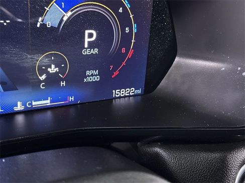 Used 2024 Chevrolet Colorado LT w/ LT Convenience Package II image 12