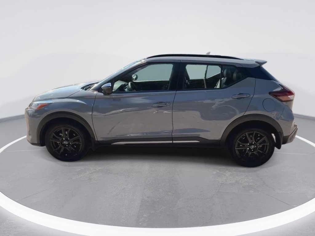 Used 2024 Nissan Kicks SR w/ SR Premium Package FWD image 5