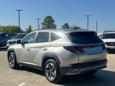 Used 2025 Hyundai Tucson SEL FWD image 10