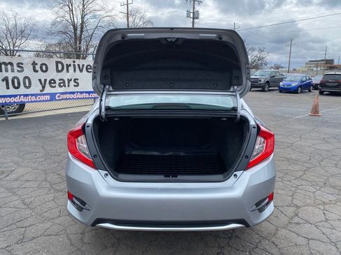 Used 2021 Honda Civic Touring image 4