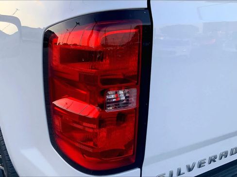Used 2018 Chevrolet Silverado 1500 LT w/ All Star Edition RWD image 26