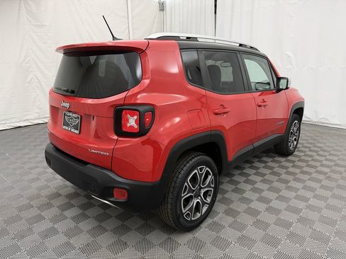 Used 2017 Jeep Renegade Limited image 5