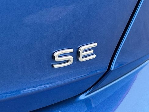 Used 2024 Volkswagen Jetta SE image 14