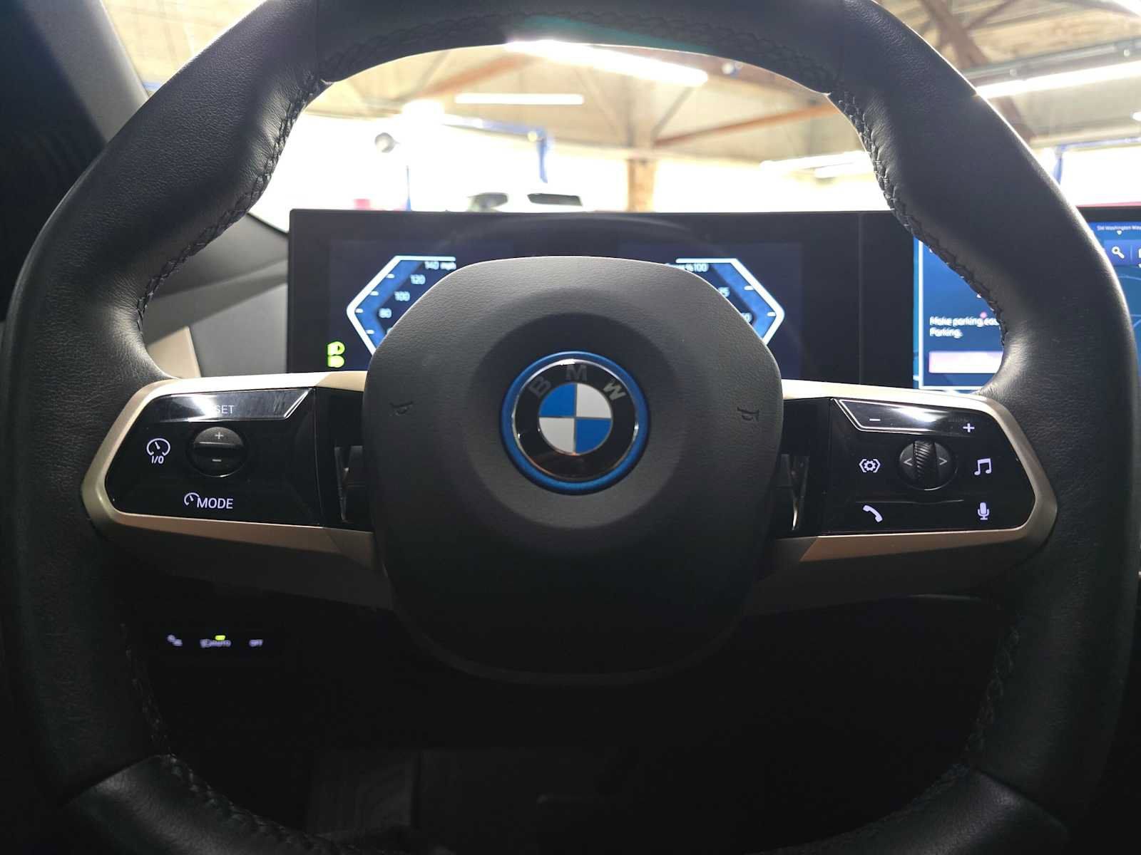 Used 2024 BMW iX xDrive50 w/ Sport Package AWD/4WD image 26