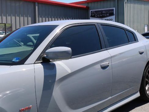Used 2021 Dodge Charger Scat Pack RWD image 4