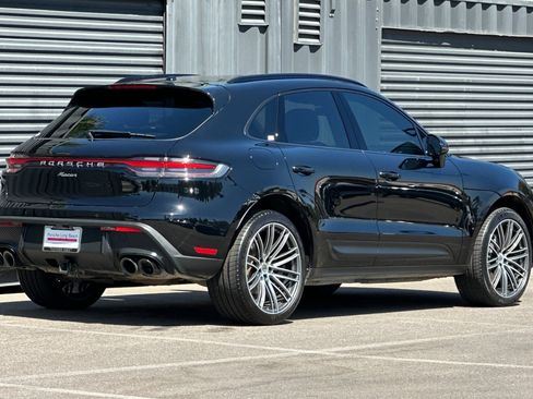 Certified 2023 Porsche Macan AWD/4WD image 8