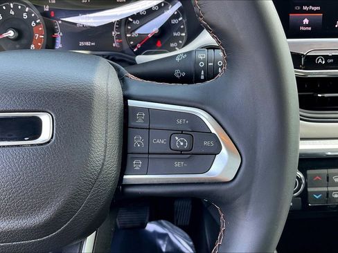 Used 2022 Jeep Compass Limited AWD/4WD image 14