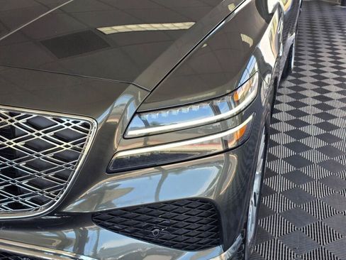 Used 2025 Genesis GV80 2.5T Standard AWD/4WD image 9