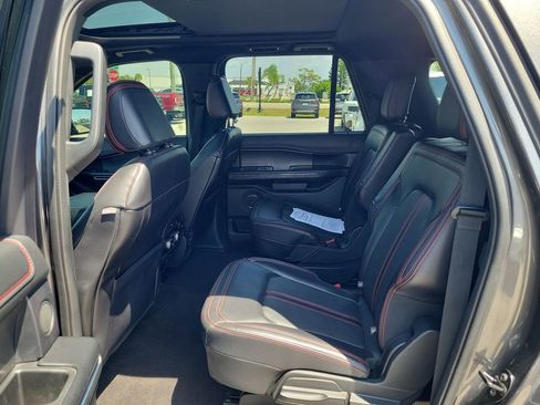 Used 2021 Ford Expedition Max Limited RWD image 11