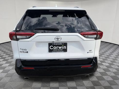 Used 2025 Toyota RAV4 SE AWD/4WD image 8