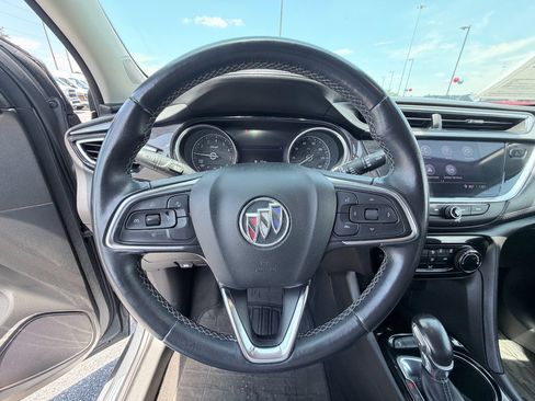 Used 2021 Buick Encore GX Preferred w/ Sport Touring Package FWD image 12