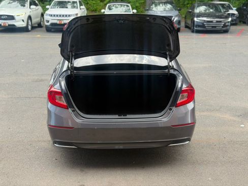 Used 2018 Honda Accord EX-L image 6