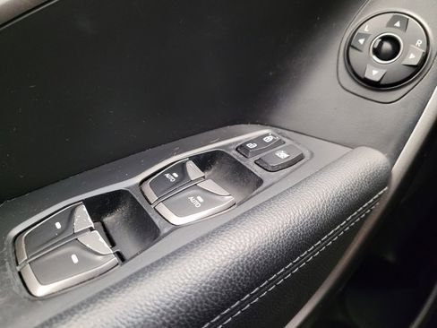 Used 2017 Hyundai Santa Fe Sport image 27