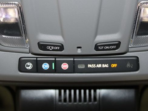 Used 2025 GMC Sierra 1500 SLE AWD/4WD image 57