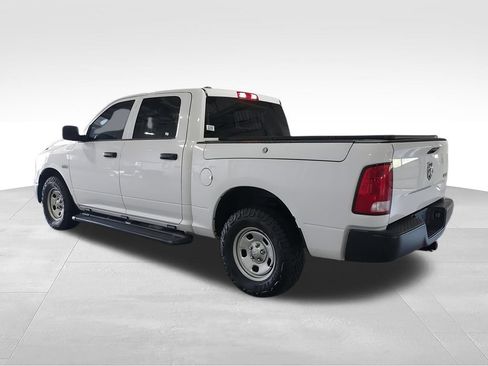 Used 2022 RAM 1500 4x4 Crew Cab Classic image 6