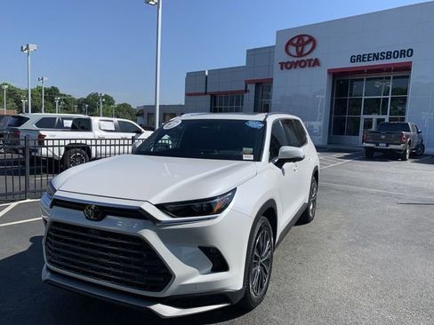 Certified 2024 Toyota Grand Highlander AWD Hybrid image 1