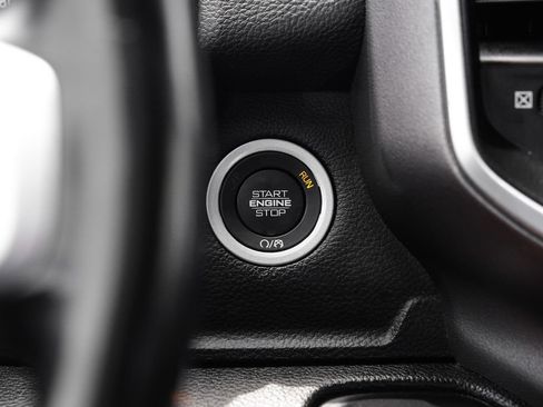 Used 2023 RAM 1500 Big Horn AWD/4WD image 17