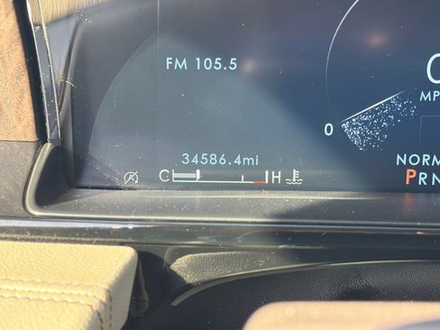 Used 2024 Lincoln Navigator Reserve AWD/4WD image 16