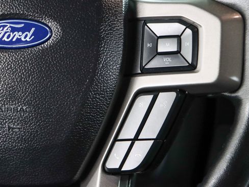 Used 2021 Ford Expedition XLT image 15