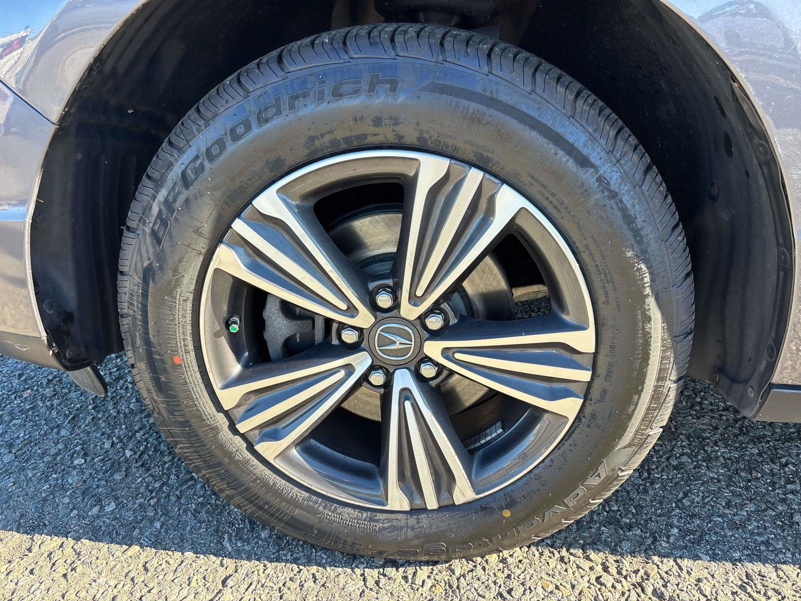 Used 2018 Acura MDX SH-AWD image 9