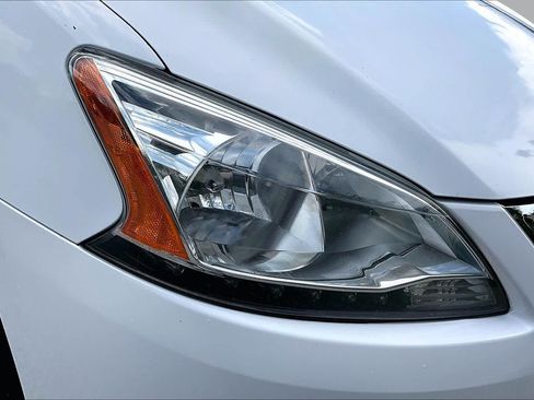 Used 2015 Nissan Sentra SV FWD image 27