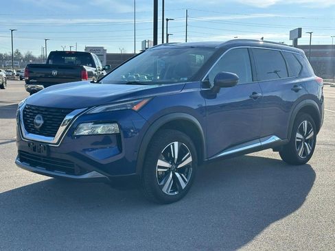 Used 2023 Nissan Rogue SL w/ SL Premium Package image 1