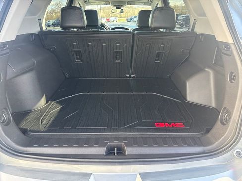 Certified 2024 GMC Terrain SLT w/ Infotainment Package II AWD/4WD image 27