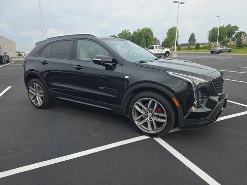 Used 2021 Cadillac XT4 Sport AWD/4WD image 2