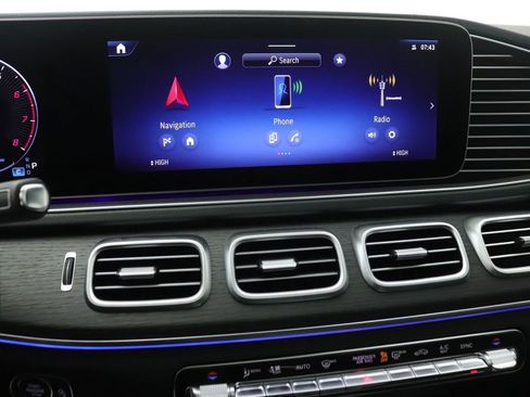 New 2026 Mercedes-Benz GLS 450 4MATIC image 6