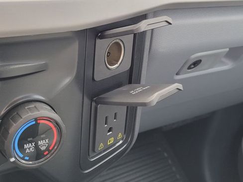 New 2025 Ford F550 2WD Regular Cab Super Duty image 9