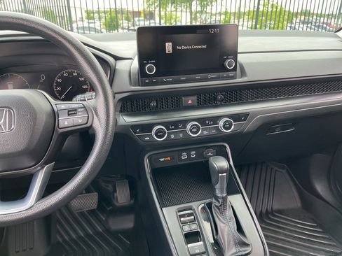 Certified 2024 Honda CR-V EX image 17