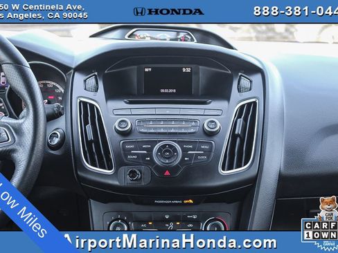 Used 2017 Ford Focus ST image 20