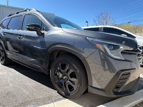 Used 2023 Subaru Ascent Onyx Edition AWD/4WD image 1