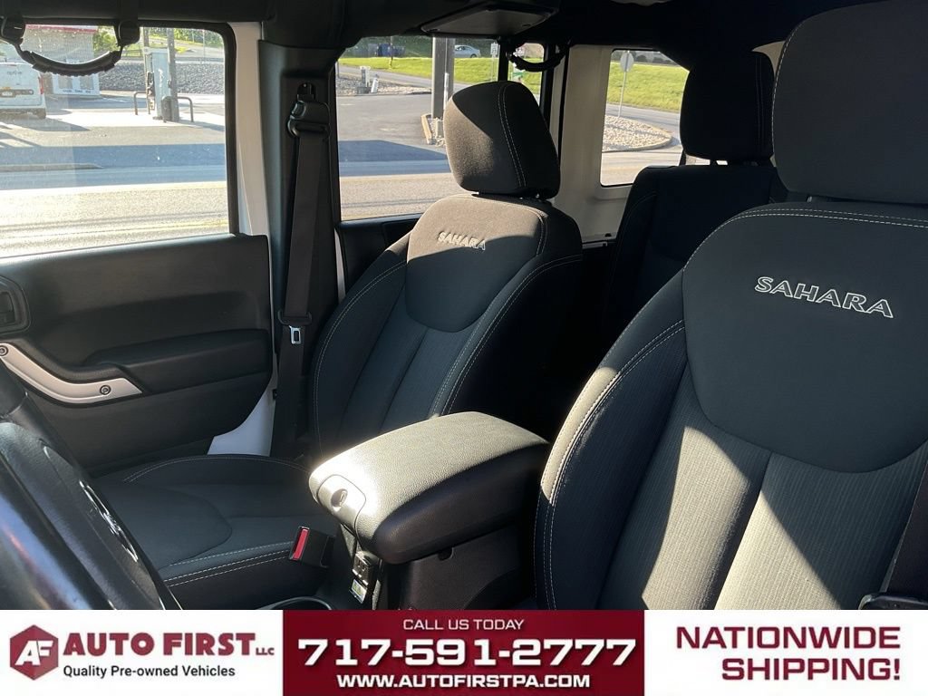 Used 2018 Jeep Wrangler Unlimited Sahara AWD/4WD image 7