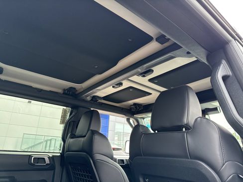 New 2026 Ford Bronco Raptor w/ Interior Carbon Fiber Pack AWD/4WD image 10