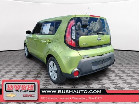 Used 2016 Kia Soul FWD image 3